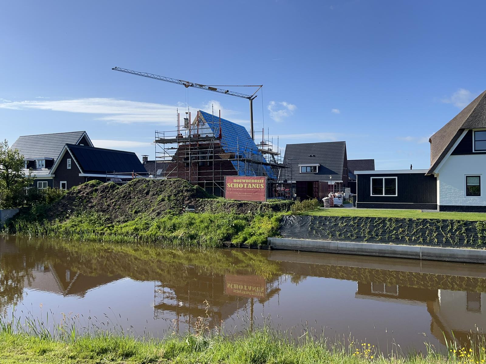 NIeuwbouw woning Tuorrebout voor de familie van der Werf